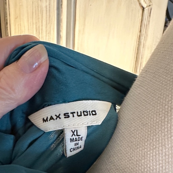 Max Studio Elegant Teal Halter Neck Women's Top with Back Bow - Picture 2 of 7